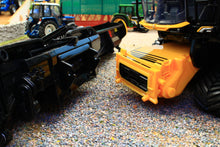 Load image into Gallery viewer, 43403 Britains New Holland CR11 &#39;Prestige Collection&#39; Combine