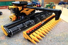 Load image into Gallery viewer, 43403 Britains New Holland CR11 &#39;Prestige Collection&#39; Combine