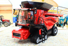 Load image into Gallery viewer, 43404 Britains 1:32 scale Prestige CASE IH AF10 Combine Harvester WITH 2 HEADERS