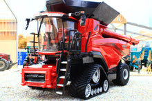 Load image into Gallery viewer, 43404 Britains 1:32 scale Prestige CASE IH AF10 Combine Harvester WITH 2 HEADERS