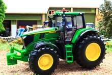 Load image into Gallery viewer, 43406 Britains John Deere 6M 240 Tractor