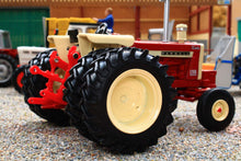 Load image into Gallery viewer, 43412 Britains Case IH Farmall 1206 Tractor