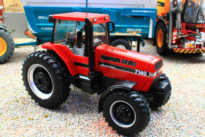 43416MD Britains Case IH Magnum 7140 1:32 Scale 'Magnum Demo' Limited Edition 750pcs
