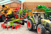 Load image into Gallery viewer, 43427 Britains Claas Liner 2900 Double Rotor Swath Rake