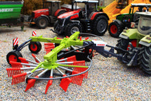 Load image into Gallery viewer, 43427 Britains Claas Liner 2900 Double Rotor Swath Rake