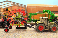 Load image into Gallery viewer, 43427 Britains Claas Liner 2900 Double Rotor Swath Rake