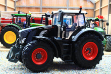 Load image into Gallery viewer, 43432 Britains Fendt Vario 826 Black Limited Edition