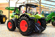 Load image into Gallery viewer, 43435 Britains Claas Arion 6 Series 4WD Tractor