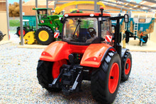 Load image into Gallery viewer, 43438 Britains Kubota M7 154 Tractor
