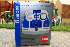 6741 Siku Radio Control Liebherr R980 SME Crawler Tracked Excavator + 6730 Blue Tooth Hand Controller