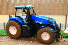 Load image into Gallery viewer, 8607 Siku Muddy New Holland Tractor With Ifor Williams Stock Trailer And 2 Cows Tractors And