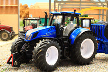 Load image into Gallery viewer, 8615 Siku 1:32 Scale New Holland T7.315 HD Tractor with Round Bale Trailer