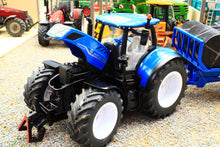 Load image into Gallery viewer, 8615 Siku 1:32 Scale New Holland T7.315 HD Tractor with Round Bale Trailer
