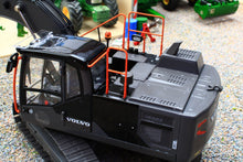 Load image into Gallery viewer, AT3200127 AT COLLECTIONS 1:32 Scale Volvo EC220E Crawler Excavator in Limited Edition Black