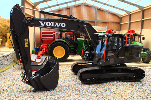 AT3200127 AT COLLECTIONS 1:32 Scale Volvo EC220E Crawler Excavator in Limited Edition Black
