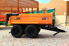 Load image into Gallery viewer, AT3200148 AT Collections 1:32 Scale VGM Rocky 24 Tipper Trailer in Yellow and Black Limited Edition
