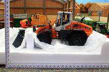 Load image into Gallery viewer, AT3200200 AT COLLECTIONS 1:32 Scale Liebherr L 546 G8 Wheeled Loader with Earth Bucket