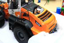 Load image into Gallery viewer, AT3200200 AT COLLECTIONS 1:32 Scale Liebherr L 546 G8 Wheeled Loader with Earth Bucket