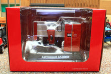 Load image into Gallery viewer, AT3200500 AT COLLECTIONS 1:32 Scale Lely Astronaut A5 Milking Robot 2024 Version