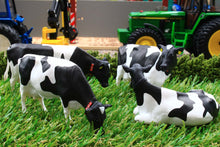 Load image into Gallery viewer, AT3200503 AT Collections 1:32 Scale Holstein Friesian Cattle x 4 Very Realistic