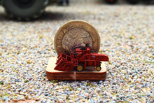 Load image into Gallery viewer, ATT322018 ARTITEC 1:220 Scale Massey Ferguson MF830 Combine Harvester