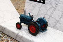 Load image into Gallery viewer, ATT387278 ARTITEC 1:87 Scale Fordson Dexta Tractor