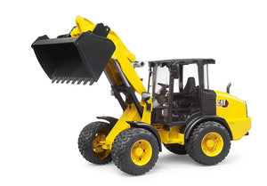 B02485 Bruder CAT Wheeled Loader