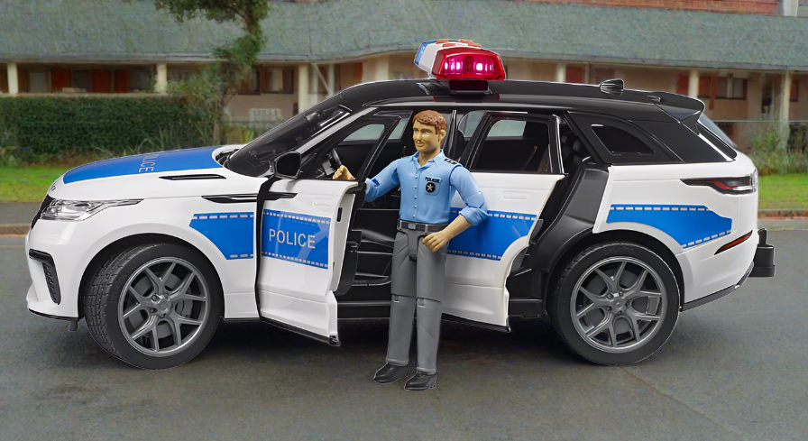 B02890 Bruder Range Rover Velar Police vehicle with police officer
