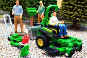43386 Britains 1:32 Scale John Deere Garden Playset with Figures & Tools