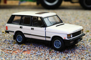 BMC64BO178R BMC 1:64 Scale Range Rover Classic LSE 1992 in White