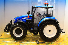 Load image into Gallery viewer, BROKEN 43400 Britains 1:32 Scale New Holland T5.120 Utility 4WD Tractor DETATCHED WING MIRROR AS SHOWN