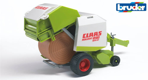 B02121 Bruder Claas Rollant 250 Roto Cut Round Baler + 1 Round Bales