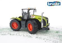 Load image into Gallery viewer, B03015 BRUDER CLAAS XERION 5000 TRACTOR
