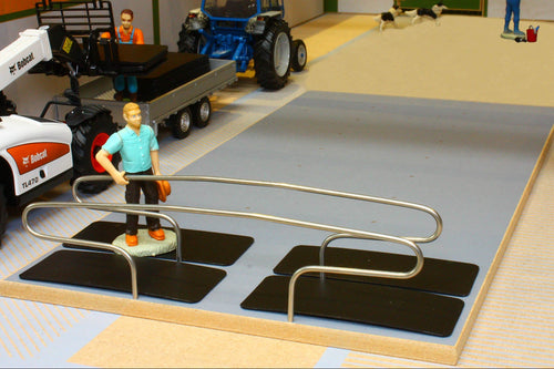 BT3014 Double Raised Cubicle Platform ** BACK IN STOCK! **