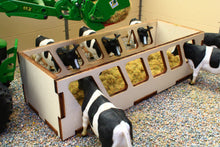 Load image into Gallery viewer, BT3090 Brushwood Rectangular Yard Feeder