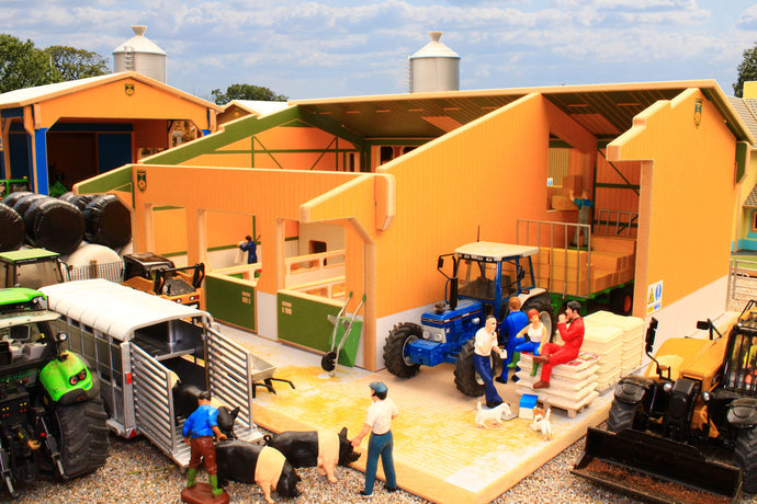 BT8940 Brushwood Pig Shed ** AVAILABLE FOR PRE-ORDER! **