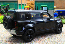 Load image into Gallery viewer, BUR21101K BURAGO 1:24 Scale New Land Rover Defender 110 in Black