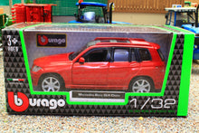Load image into Gallery viewer, BUR43016R Burago 1:32 Scale Mercedes Benz Glk Klasse SUV 2010 in Red