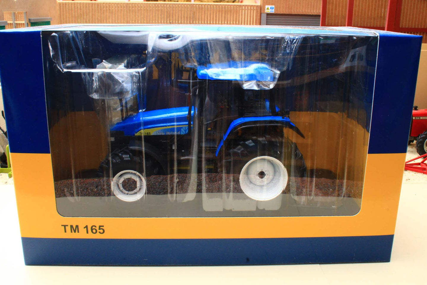 Boxed return REP281 Replicagri New Holland TM165 4WD Tractor BOXED RETURN