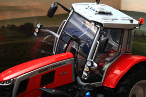 Broken UH6412 Universal Hobbies 1:32 Scale Massey Ferguson 7S.190 Tractor (2023) BROKEN - DETATCHED CAB