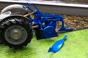 Broken UH7126 Universal Hobbies 1:32 Scale Ferguson FE 35 with Ransomes TS 59 Plough BROKEN - DETATCHED FURROW