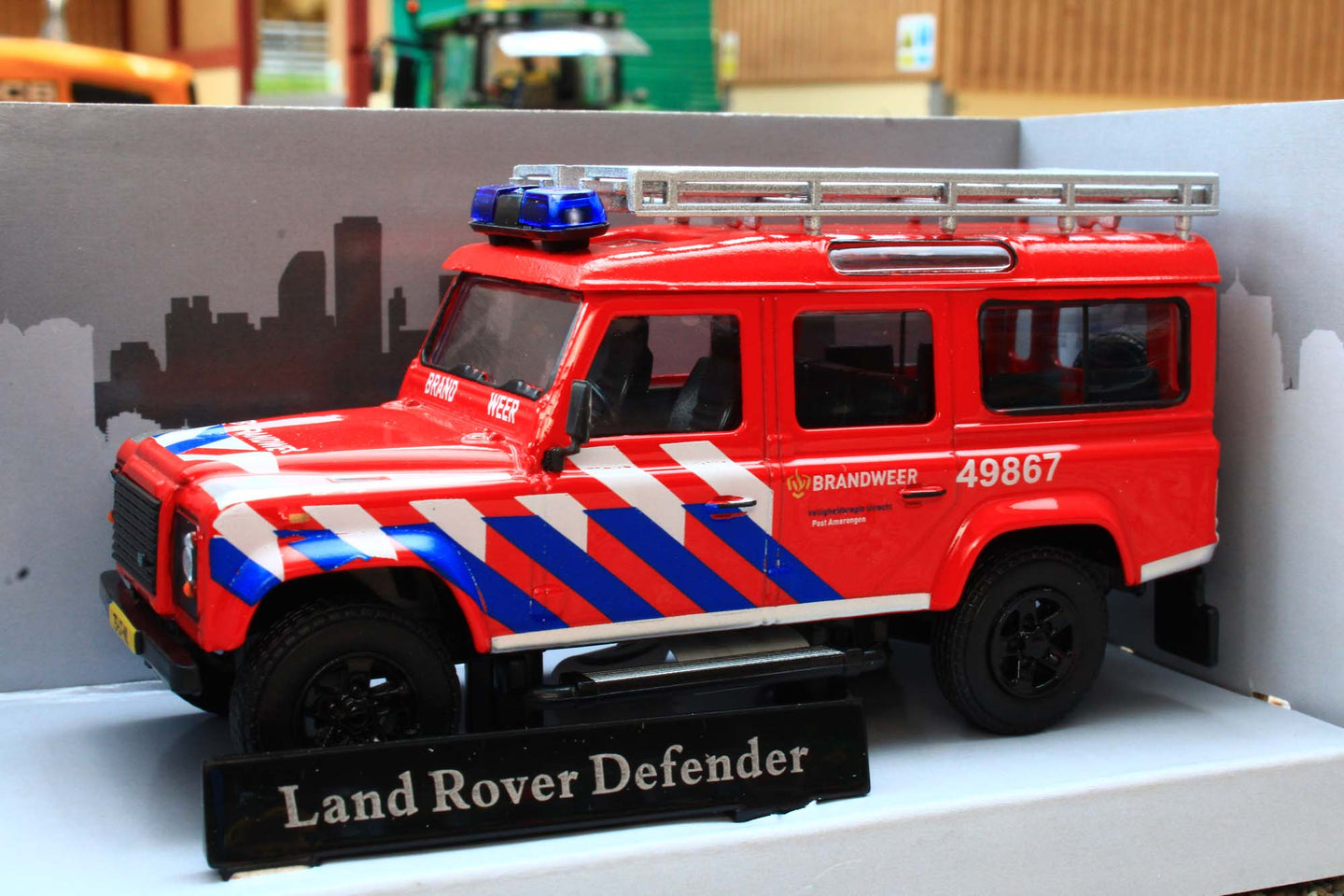 CAR453245 Cararama 1:43 Scale Land Rover Defender 110 Brandweer Version NL