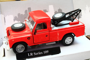 CAR454044 Cararama 1:43 Scale Land Rover Series 109 Pick Up Tow Truck in Red