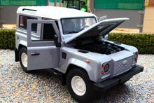 Load image into Gallery viewer, CMJDC124DEG CMJ 1:24 Scale Land Rover Defender 90 in Grey