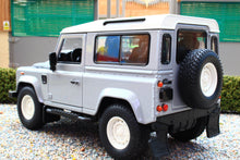 Load image into Gallery viewer, CMJDC124DEG CMJ 1:24 Scale Land Rover Defender 90 in Grey