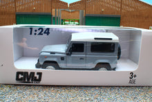Load image into Gallery viewer, CMJDC124DEG CMJ 1:24 Scale Land Rover Defender 90 in Grey