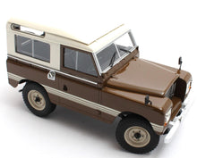 Load image into Gallery viewer, CML114-5 Cult Models 118 Scale - 1978 Land-Rover 88 Series III - Brown