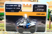 Load image into Gallery viewer, DCM600008 Diecast Masters 1:32 Scale CAN AM Outlander XXC 1000R Quad Bike and Rider