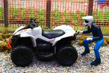Load image into Gallery viewer, DCM600008 Diecast Masters 1:32 Scale CAN AM Outlander XXC 1000R Quad Bike and Rider