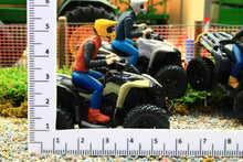 Load image into Gallery viewer, DCM600009 Diecast Masters 1:32 Scale CAN AM Outlander XXC 1000R Quad Bike and Rider